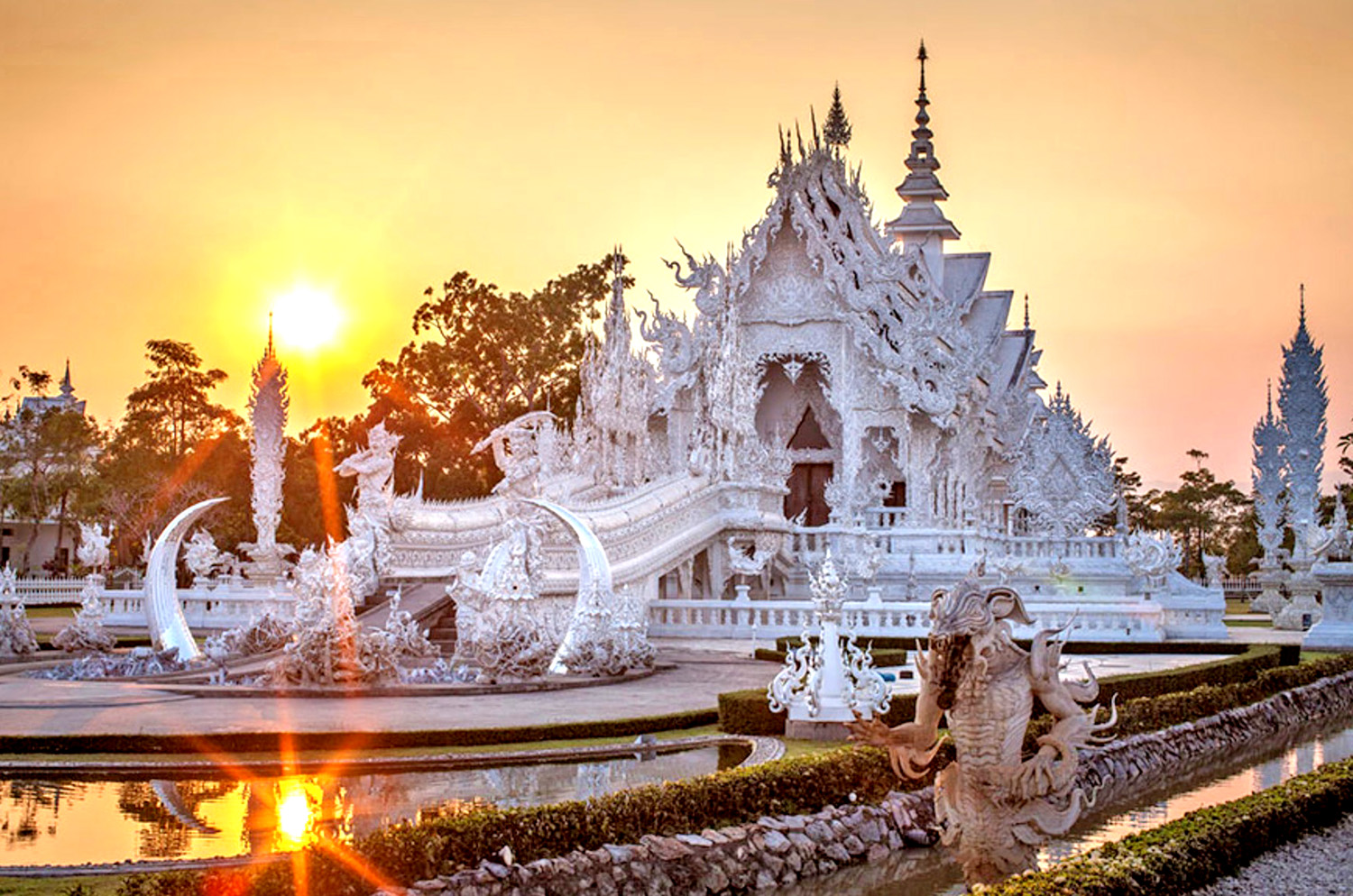 White Temple Chiang Mai
